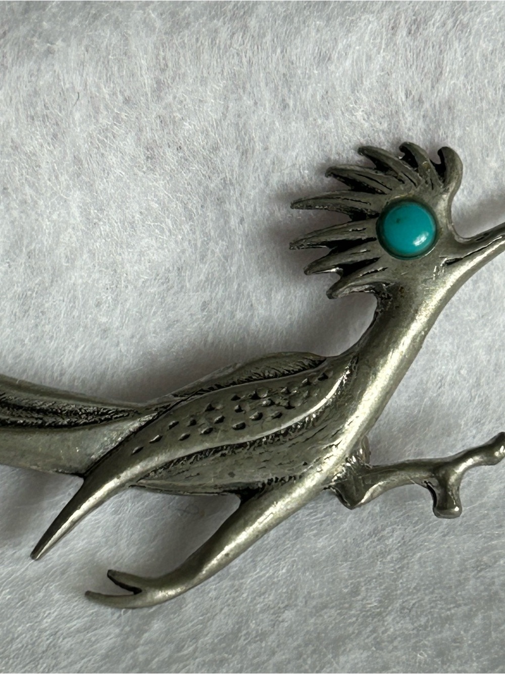 Pewter Roadrunner Brooch with Turquoise Accent - Picture 2 of 7